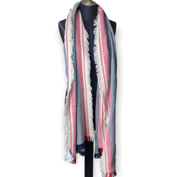 GAP Scarf Blue Red Cream Fringe Scarf - Picture 4 of 5
